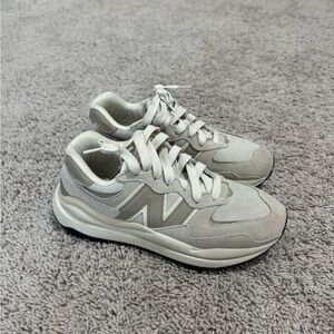 New Balance 5740 Moonbeam